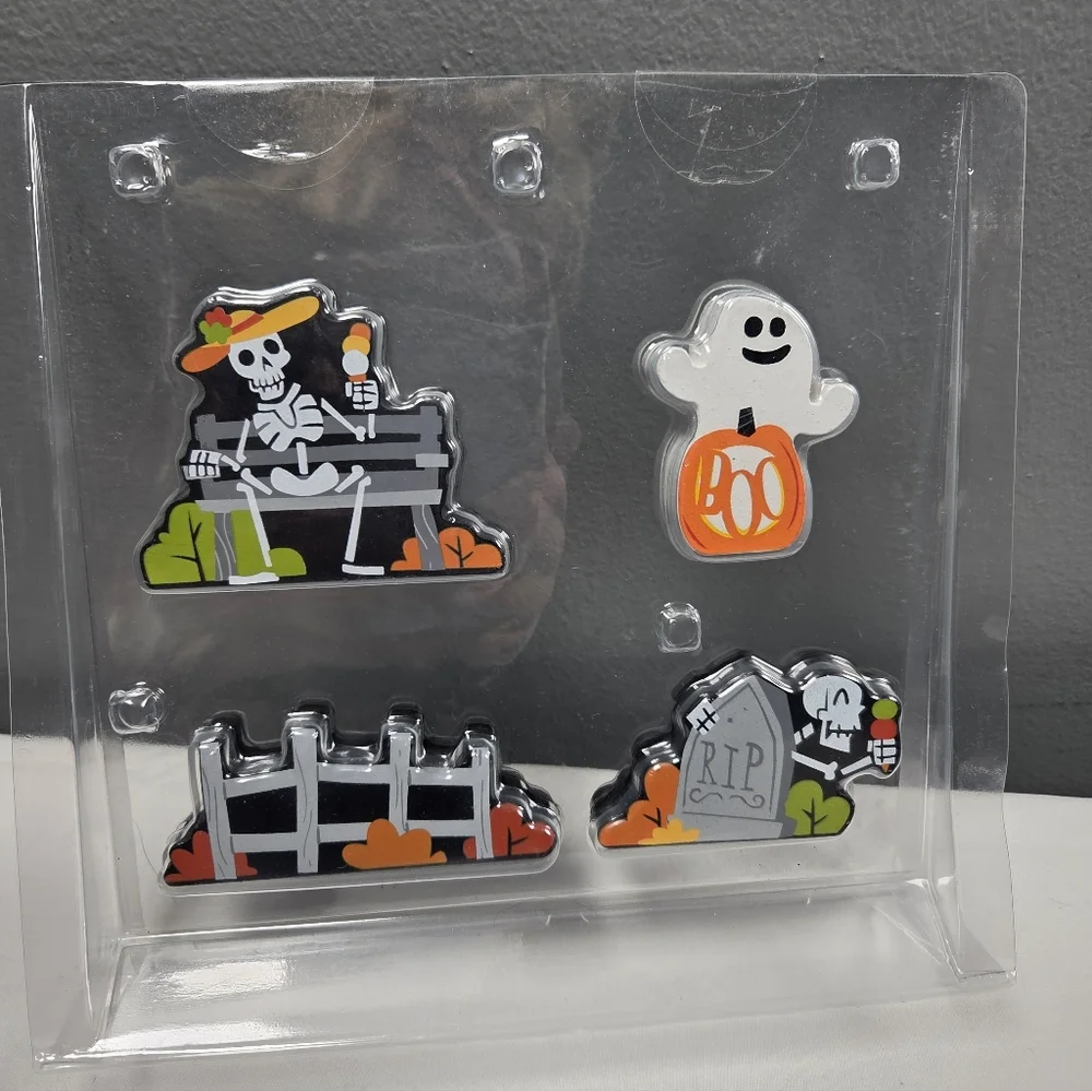 NEW Target Hyde and EEK! Mini Mantle Halloween Haunted House Decor